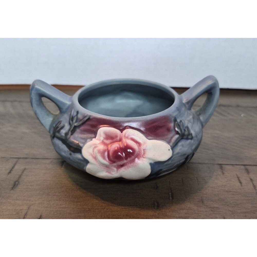 Roseville Art Pottery 04 Small Pot With Magnolia Floral Sugar Bowl